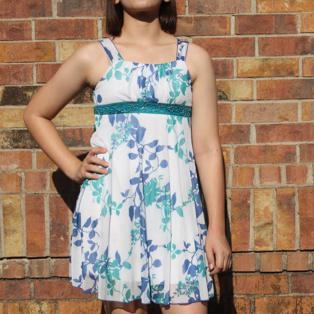 Speechless - Girl's blue floral dress (Size 12)